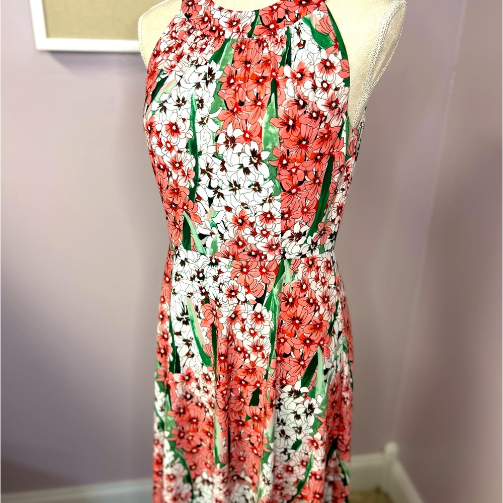 Tommy Hilfiger size 4 mid length floral dress. Like new-only worn a couple times